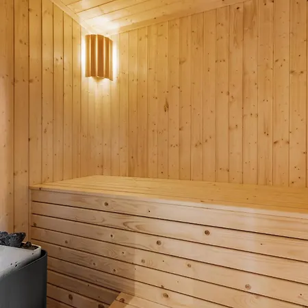 Feriehus Sentralt Plassert Hytte, Alt I Gangavstand