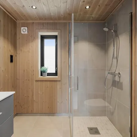 Feriehus Sentralt Plassert Hytte, Alt I Gangavstand *